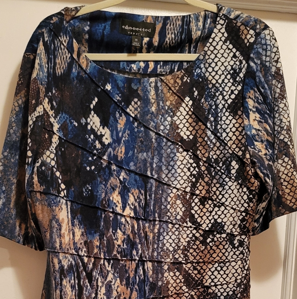 Connected Apparel Womens Snakeskin Design Blue Dress. Size 14